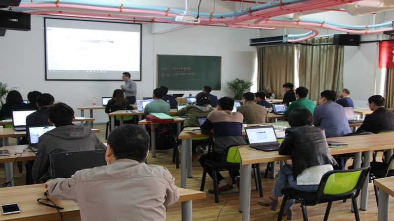 线上技能培训平台操作流程解析：从注册到结业的全方位指南